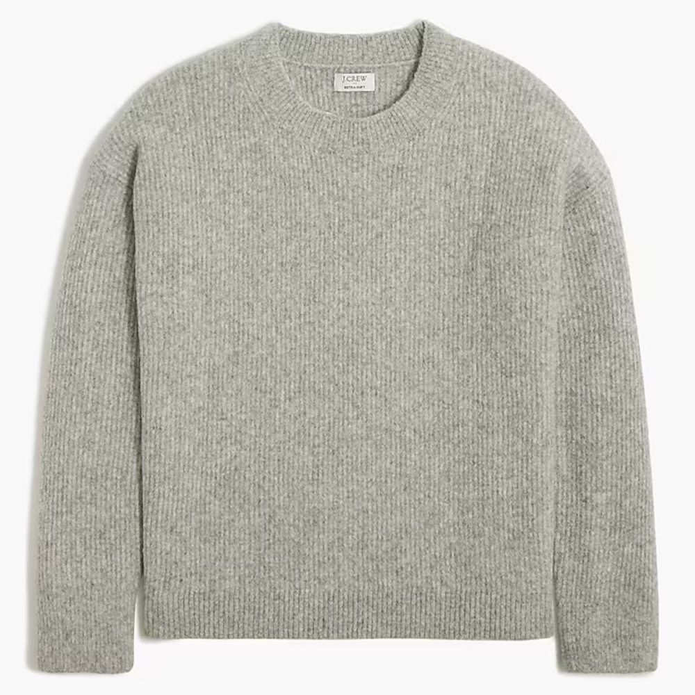 J Crew Ribbed boyfriend crewneck sweater in extra-soft yarn - Size M